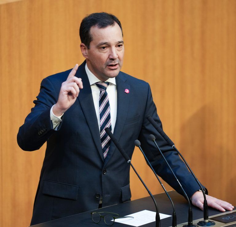 Gerald Loacker hat im vergangenen Oktober seinen Rückzug aus dem Parlament angekündigt. <span class="copyright">APA/Eva Manhart</span>