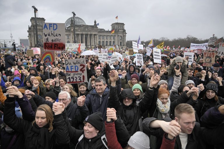 <span class="copyright">AP Photo/Ebrahim Noroozi</span>
