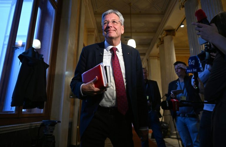 Peter Kaiser sieht eine Große Koalition positiv<br> <span class="copyright">APA/HELMUT FOHRINGER</span>