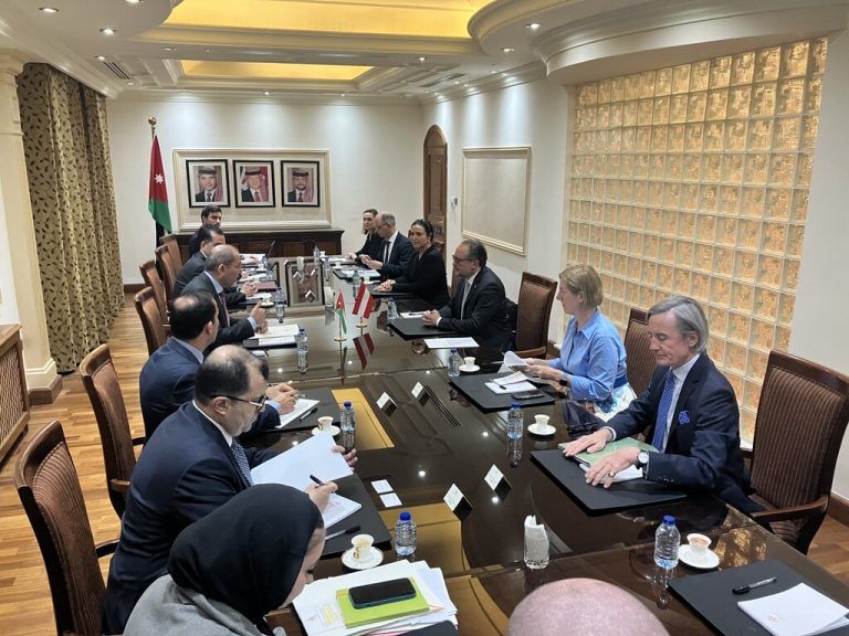 Gespräche über den Nahost-Konflikt in Amman. <span class="copyright">APA/STEFAN VOSPERNIK</span>