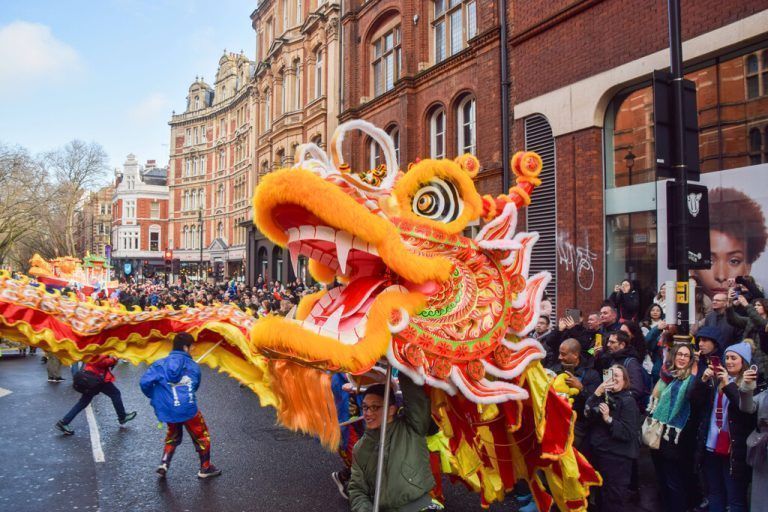 Chinesiches Neujahrsfest im Zentrum Londons.<span class="copyright">(C) IMAGO/Vuk Valcic/SOPA IMAGES </span>