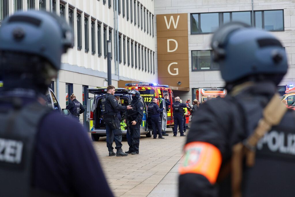 Alle Schüler nach Messerattacke außer Lebensgefahr