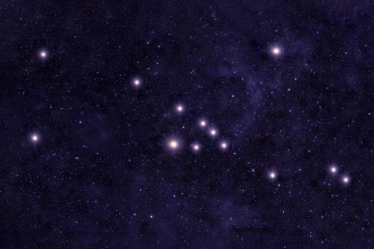 Die Konstellation Taurus leuchtet am Nachtimmel. <span class="copyright">Shutterstock</span>