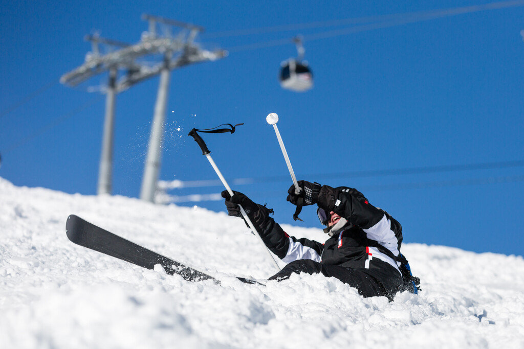 Schweizer nach Skiunfall im Spital gestorben