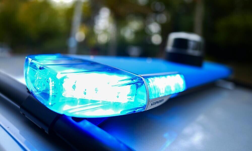 Kopf gegen Asphalt geschlagen: Polizist freigesprochen