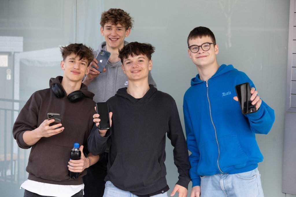 Gesetzliches Handyverbot an der Schule? Das sagt Vorarlberg dazu