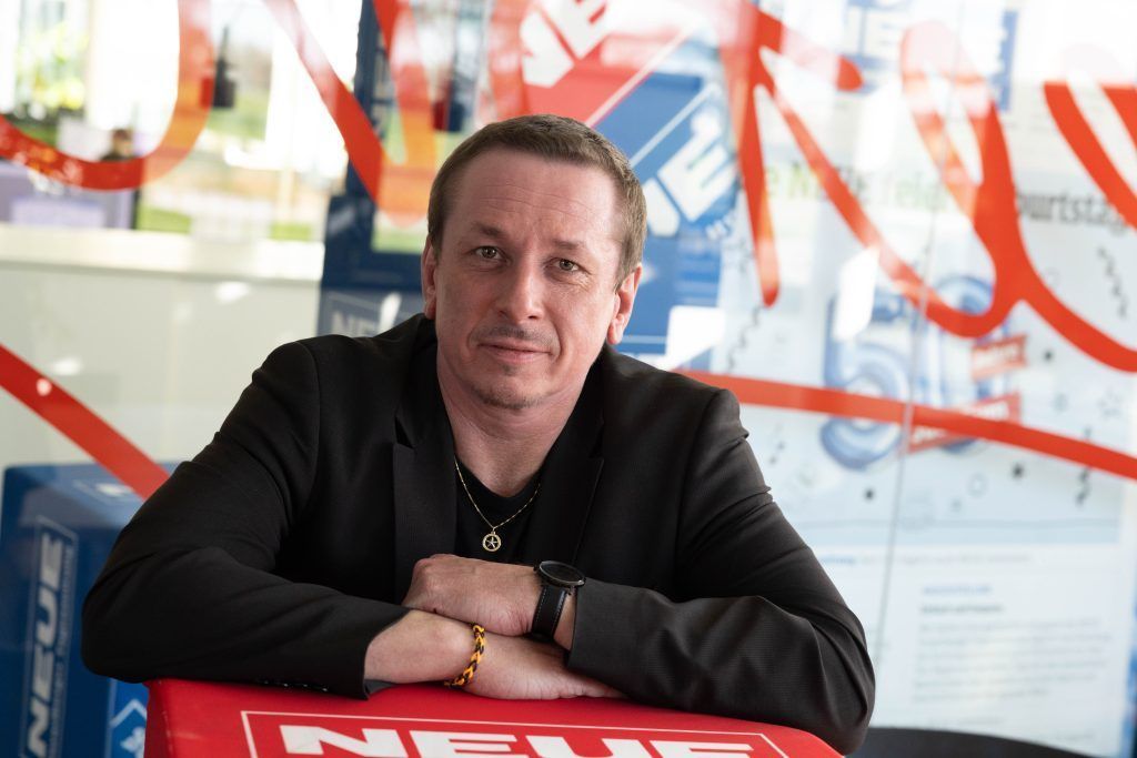 Joachim Mangard übernimmt die Chefredaktion der NEUE