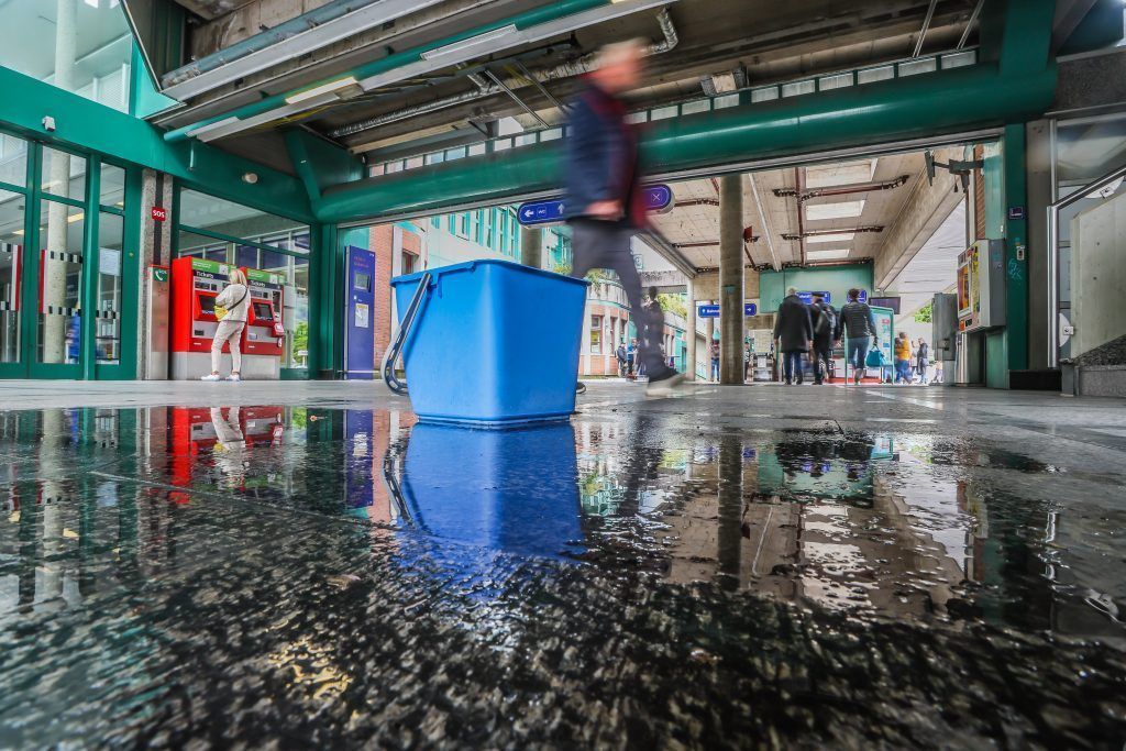 Bahnhof: „Der heilige Kübel von Bregenz“ weicht mit viel Kritik
