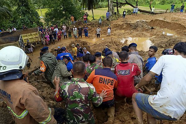 19 Tote nach Regenfällen in Indonesien