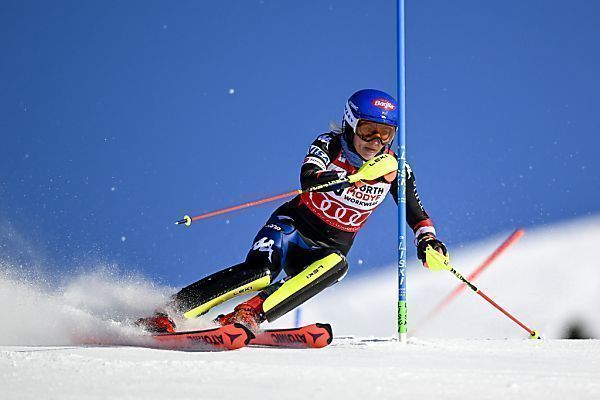 Shiffrin meldet sich mit Slalom-Sieg und Kugelgewinn zurück