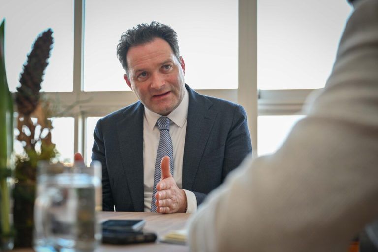 Knapp zwei Drittel befürworten „sicheres Laborfleisch“
