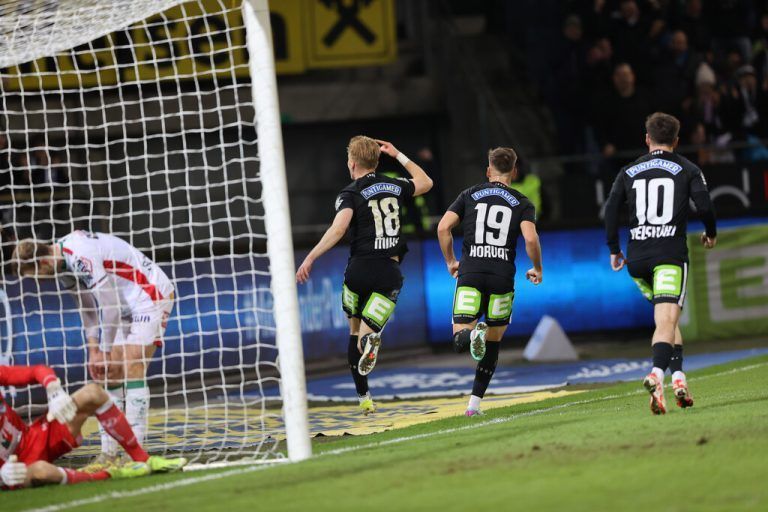 GRAZ,AUSTRIA,03.MAR.24 - SOCCER - ADMIRAL Bundesliga, SK Sturm Graz vs Wolfsberger AC. Image shows the rejoicing of Mika Biereth, Tomi Horvat and Otar Kiteishvili (Sturm).<br />Photo: GEPA pictures/ Hans Oberlaender