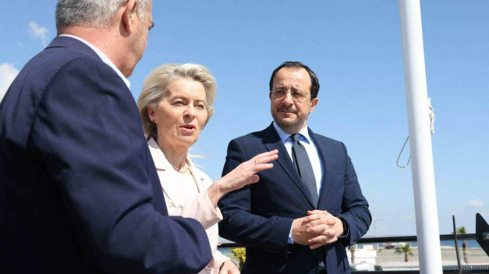 Zweites Hilfsgüter-Schiff für Gaza in Larnaka beladen