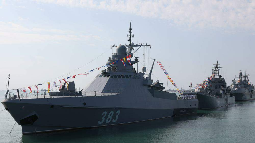 Schiff der russischen Schwarzmeerflotte zerstört