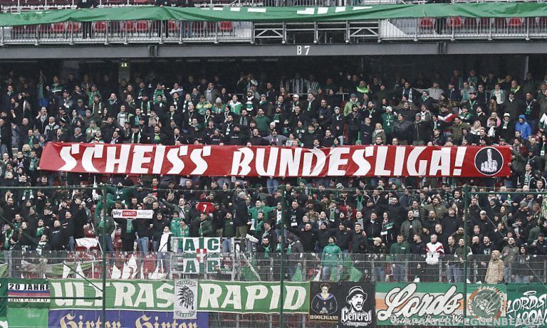 SK Rapid Wien-Fans am Sonntag, 10. März 2024, während der Admiral Bundesliga-Begegnung, 22. Runde, zwischen SK Austria Klagenfurt und SK Rapid Wien in Klagenfurt.