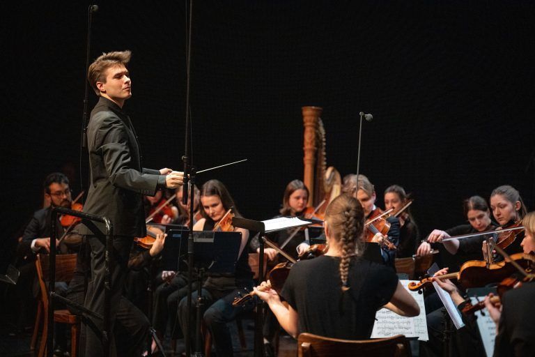 Konzertabende rund um das Kino und die Filmmusik mit der Camerata Musica Reno und Michael Köhlmeier.
