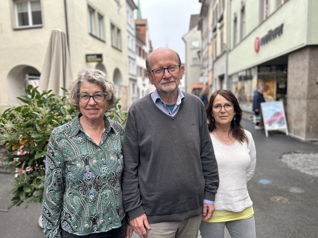 An Hitlers Geburtstag: Menschenrechts- Demo vor ÖVP-Zentrale in Bregenz