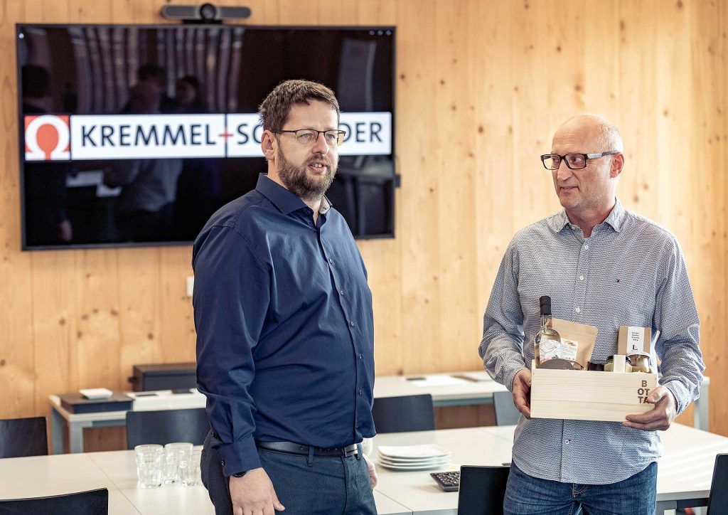 Neuer Eigentümer bei Elektrotechnik-Anbieter Kremmel &amp; Schneider