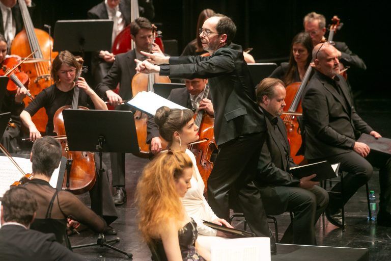 Bregenz am . 07.04.2024 SOV Symphonie Orchester Vorarlberg, Konzert 5, Dirigent Heinz Ferlesch, Vera Lotte Boecker, Patricia Nolz, Benjamin Bruns, Florian Boesch, Wiener Singakademie