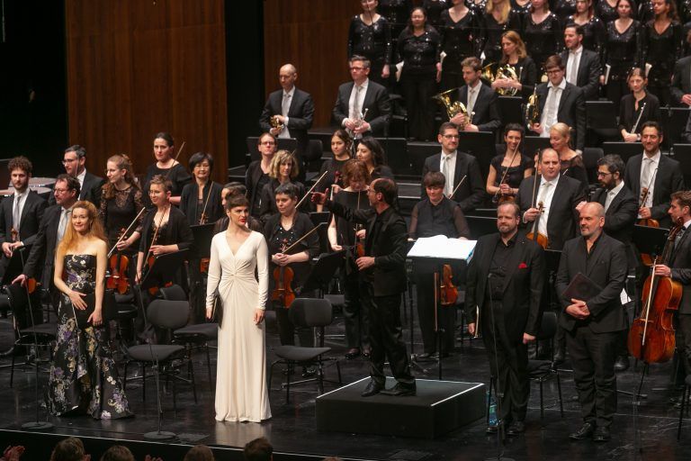 Bregenz am . 07.04.2024 SOV Symphonie Orchester Vorarlberg, Konzert 5, Dirigent Heinz Ferlesch, Vera Lotte Boecker, Patricia Nolz, Benjamin Bruns, Florian Boesch, Wiener Singakademie