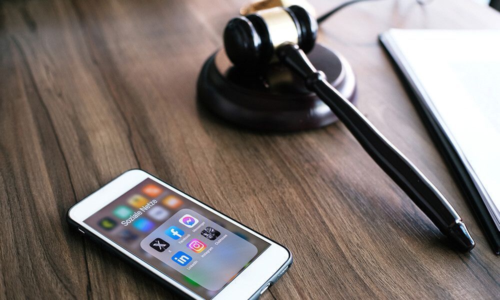 Verwaltungsrichter sollen entscheiden, wer überwacht wird