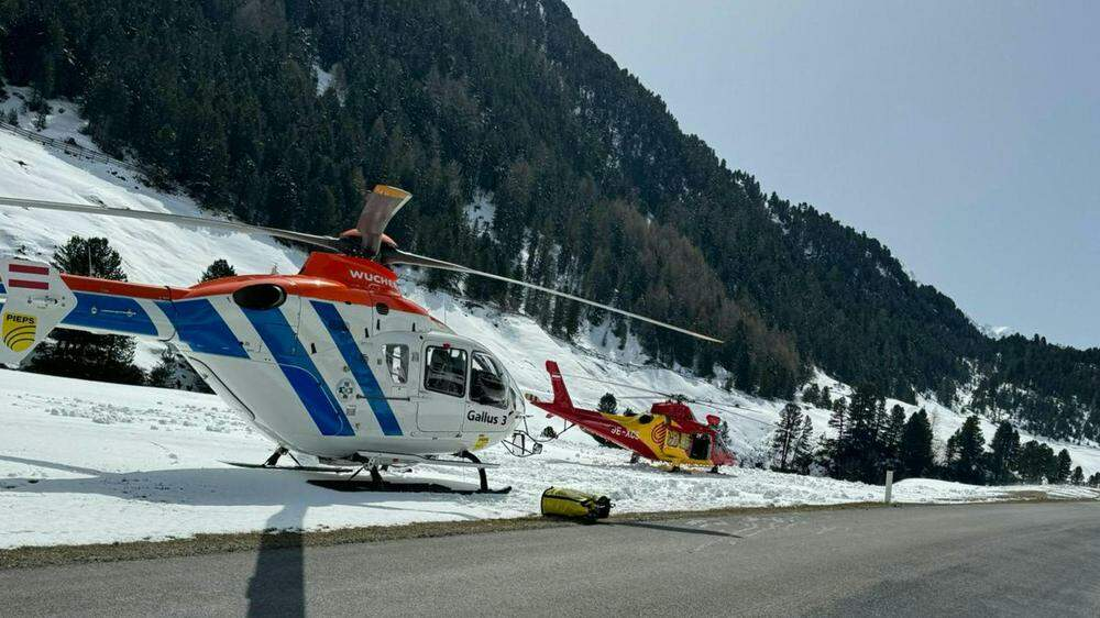 Lawinenabgang in Tirol: Sucharbeiten laufen