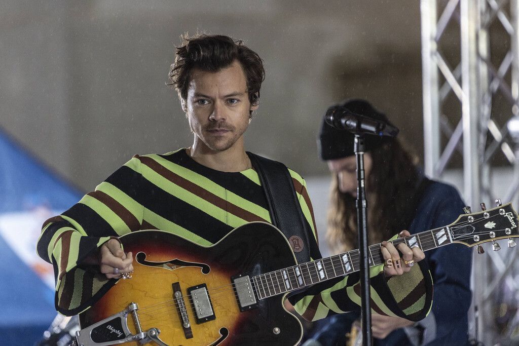Stalkerin schickt Harry Styles 8000 Karten