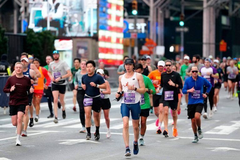 Syndication: The Record Runners are shown as they go through Times Square during the New York City Half Marathon, Sunday, March 17, 2024. , EDITORIAL USE ONLY PUBLICATIONxINxGERxSUIxAUTxONLY Copyright: xKevinxR.xWexlerx/xNorthJersey.comx USATSI_22800245