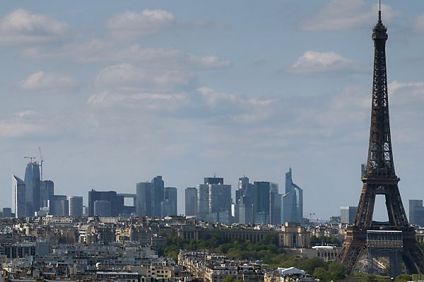 Frankreich wirbt Milliarden an Auslandsinvestitionen ein