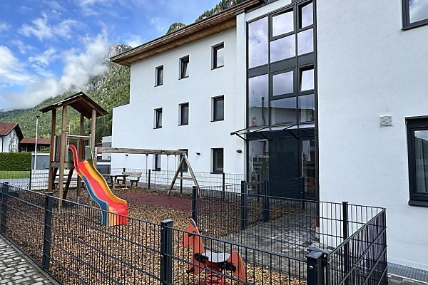 Weiter Einvernahmen in Fall von verhungertem Tiroler Bub