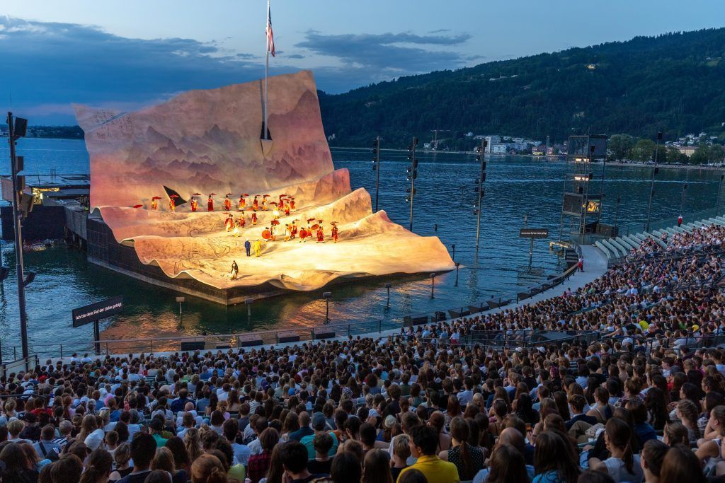 Geflüchteter Festspiele-Mitarbeiter darf trotzdem erben