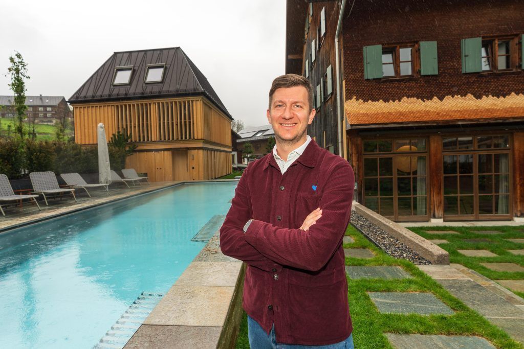 Badehaus und Pool im Hirschen öffnen Pforten