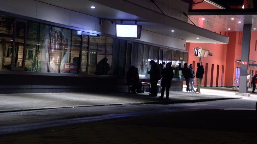 Angehobene Haftstrafe für zwei Messerstiche am Dornbirner Bahnhof