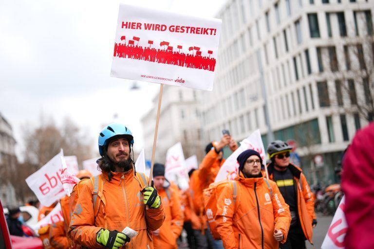 ABD0095_20240307 – WIEN – STERREICH: “Fahrradboten-KV” – Zweistndiger Warnstreik, am Donnerstag, 07. Mrz 2024, in Wien. – FOTO: APA/EVA MANHART