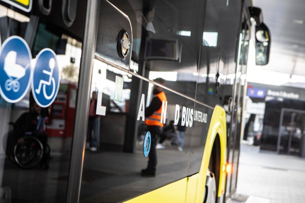 Frauen im Bus weder verletzt noch belästigt