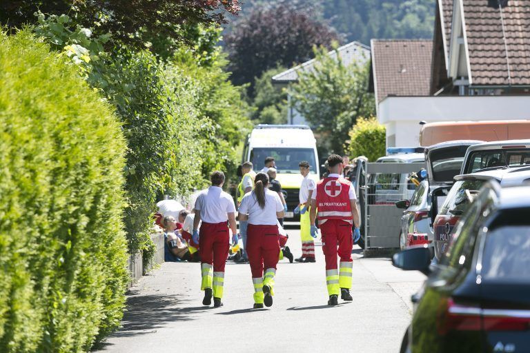Feldkirch Gisinge am 27.5.2024 PI Polizei Einsatz Kobra Messer