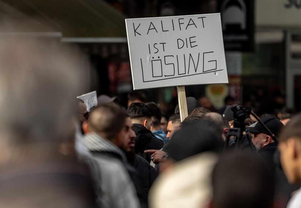Islamisten-Demo in Hamburg: Die Sedierung des Kalifats