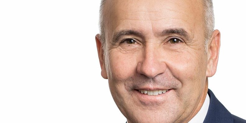Generali-Vorstand Arno Schuchter wird Unternehmensberater