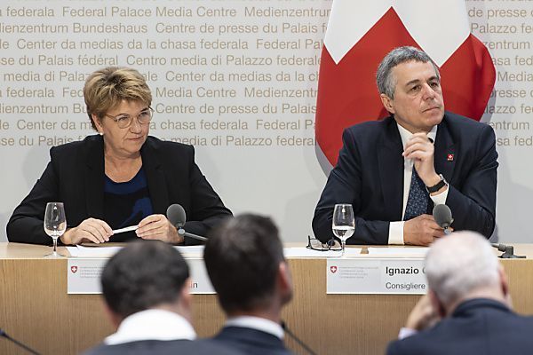 90 Staaten und Organisationen bei Ukraine-Konferenz