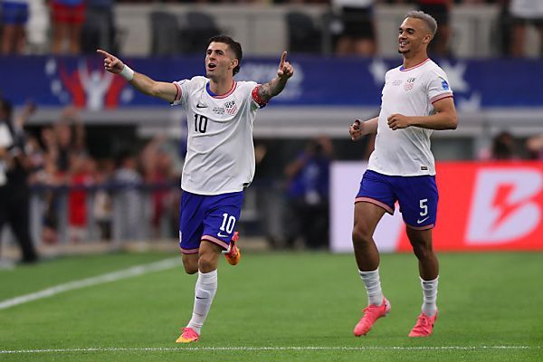 Gastgeber USA gewinnt sein erstes Spiel bei Copa America