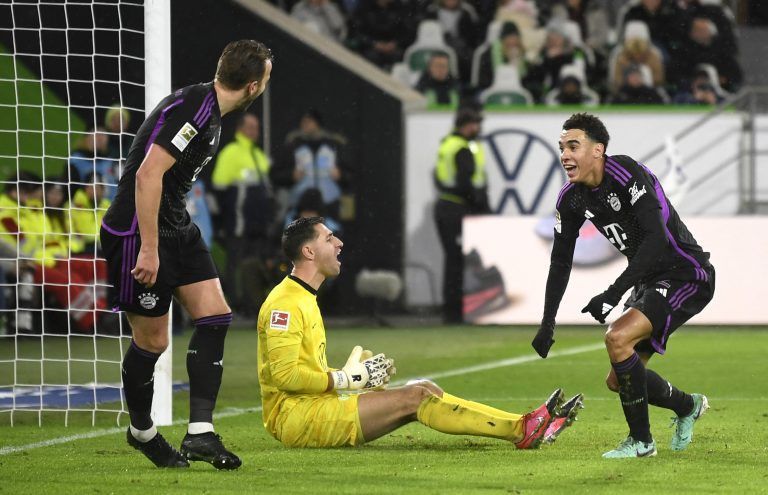 SOCCER-GERMANY-WOB-BAY/REPORT