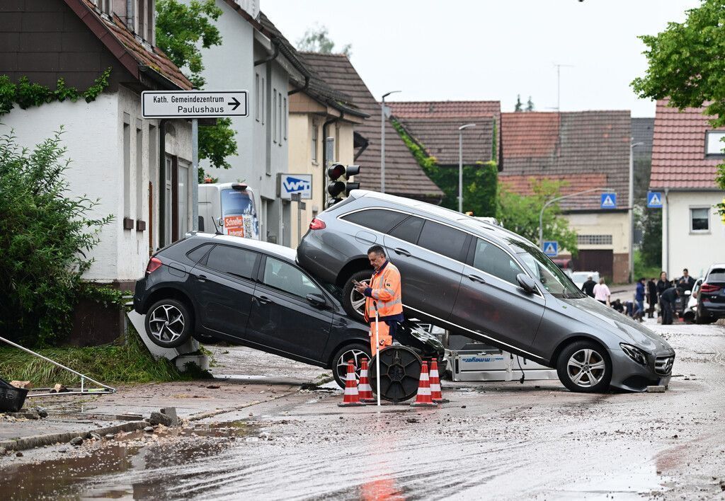 Hochwasser in Süddeutschland: Lage spitzt sich in einigen Gebieten zu