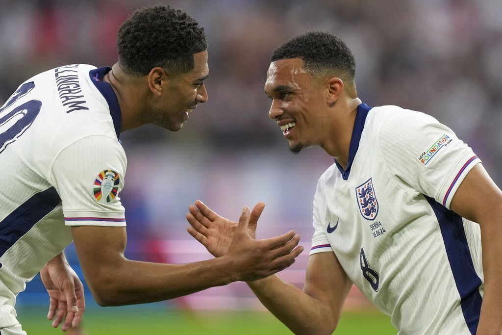 Die „Three Lions“ ringen Serbien dank Jude Bellingham nieder