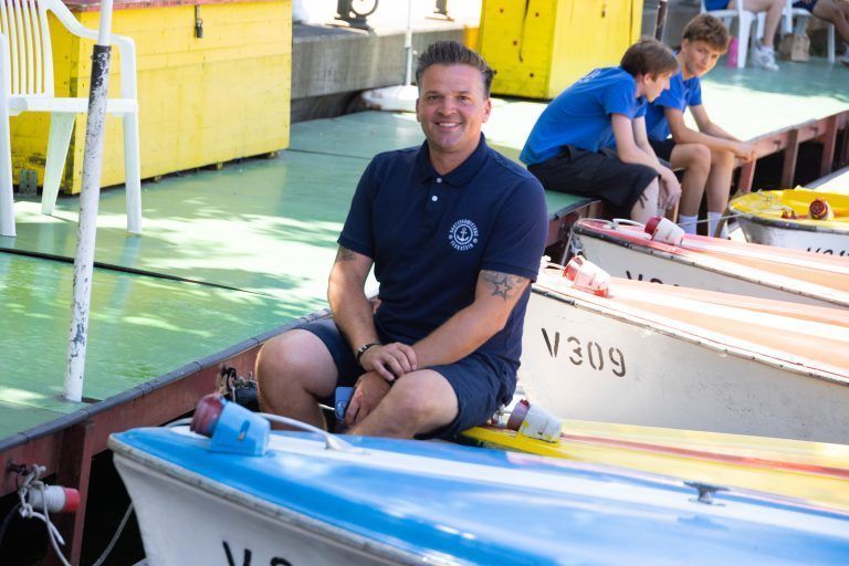Cindy Feurstein-Morscher oder Daniel Morscher mit Boote