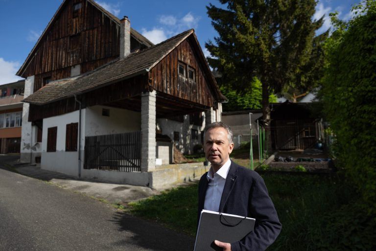 Bürgermeister Florian Themeßl-Huber und Beat Fleisch, Primus Immobilien drohne