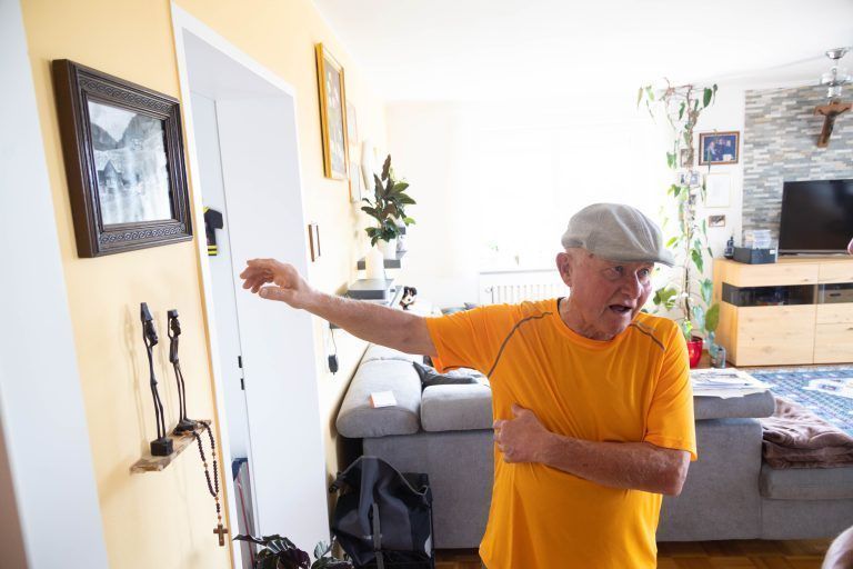 Hartmut Peter. Seine Frau wurde in einem Senecura-Heim gepflegt und die Familie machte dort positive Erfahrungen