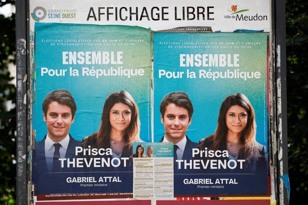 Angriff auf französische Regierungssprecherin im Wahlkampf