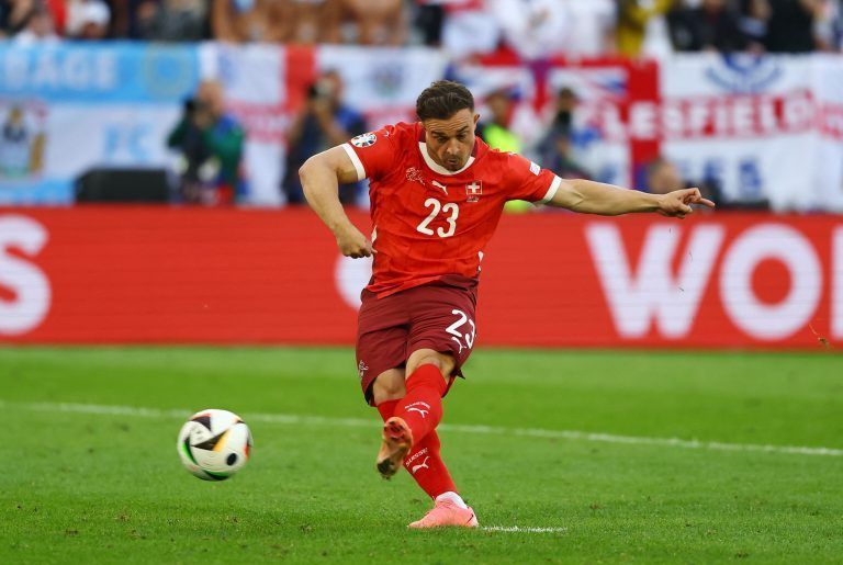 SOCCER-EURO-ENG-SWI/REPORT