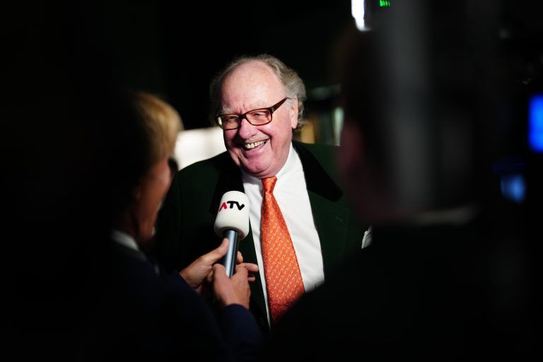 ABD0035_20230130 – WIEN –
STERREICH: Lobbyist Alfons Mensdorff-Pouilly am Montag, 30. Jnner 2023, im Rahmen des 100. Jgerballes in der Hofburg in Wien. – FOTO: APA/EVA MANHART