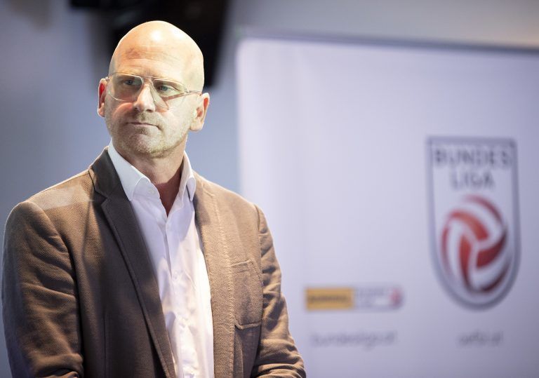 ABD0069_20240606 – WIEN –
STERREICH:
FBL-Vorstand Christian Ebenbauer am Donnerstag, 06. Juni 2024 anl. eines Saisonfazit 2023/24 und einer Ligaball-Prsentation 2024/25 in Wien. – FOTO: APA/TOBIAS STEINMAURER